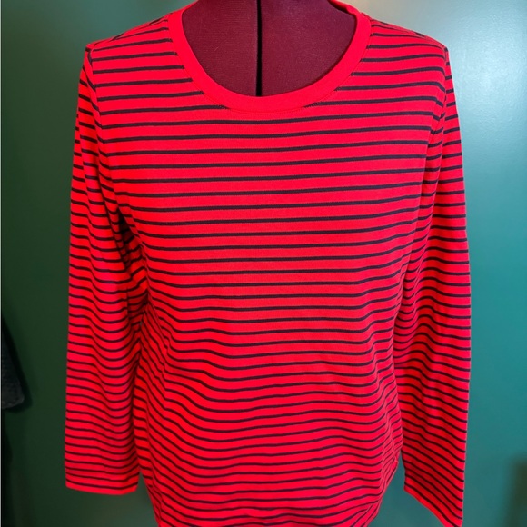 Isaac Mizrahi Fitted Red and Navy Blue Long Sleeve T-Shirt - Picture 1 of 6